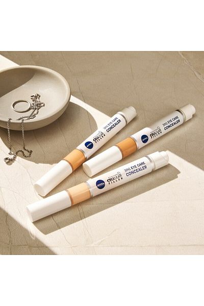 NIVEA Moisturizing concealer for the eye area, Nivea Cellular 3in1 Eye Concealer, light shade, 4 ml