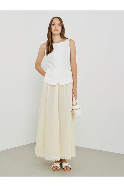 Styli Textured Sleeveless Buttoned Top