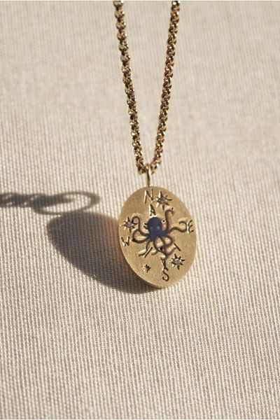AŞIK ACCESSORIES Stainless Steel Octopus Compass Locket Necklace