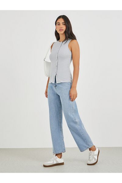 Styli Ribbed Knit Buttoned Top