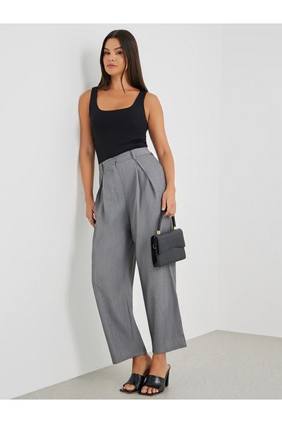Styli Solid Pleated Wide Leg Pants