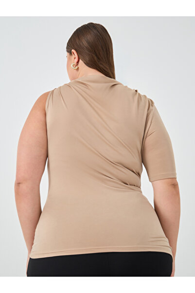 Styli Plus Size Solid One Sleeve Top