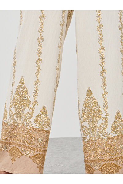 Styli Paisley Printed Wide Leg Pants