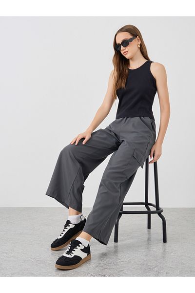 Styli Solid Wide Leg Cargo Pants with Elasticated Waistband