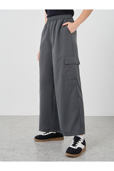 Styli Solid Wide Leg Cargo Pants with Elasticated Waistband