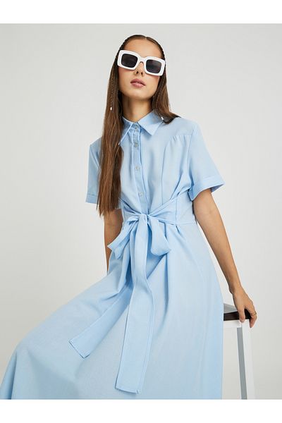 Styli Solid Spread Collar Waist Tie Maxi Dress