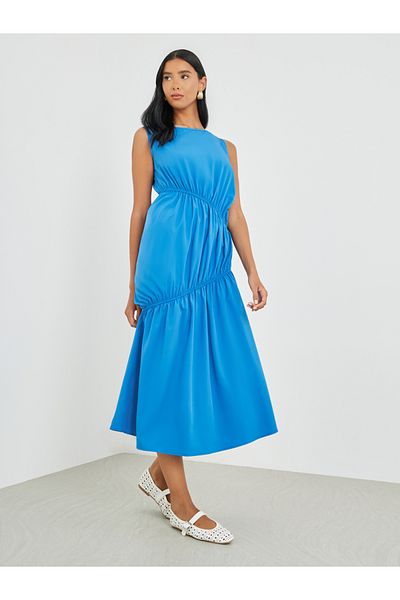 Styli Solid Sleeveless Irregular Pleated Detail Midi Dress