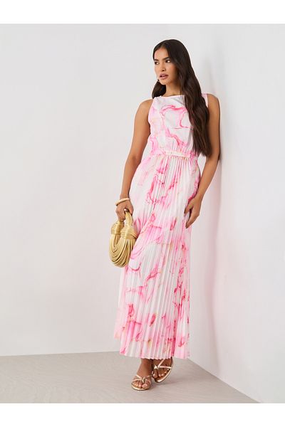 Styli Floral Print Sleeveless Pleated Detail A-Line Maxi Dress