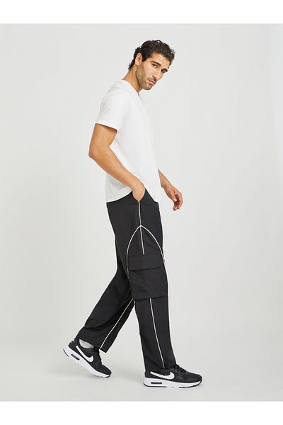 Styli Relaxed Fit Open Hem Cargo Joggers with Piping Detail