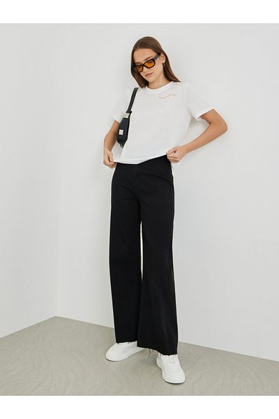 Styli Slogan Print Round Neck T-Shirt