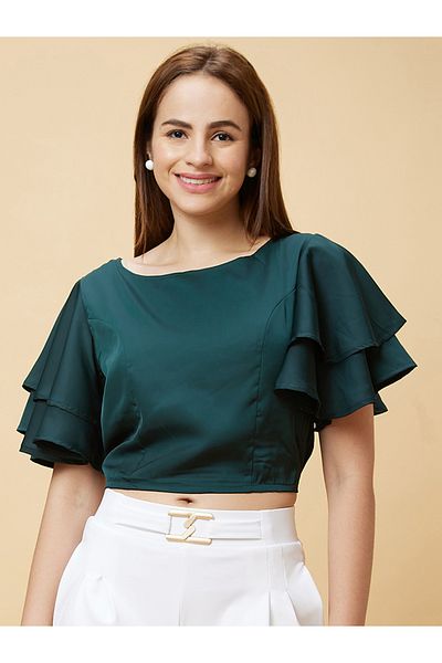 Globus By Styli بلوزة قصيرة سادة بأكمام واسعة وطبقات