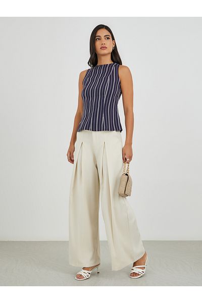 Styli Solid High Rise Inverted Pleated Wide Leg Pants