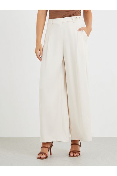 Styli Mid Rise Wide Leg Pleated Pants