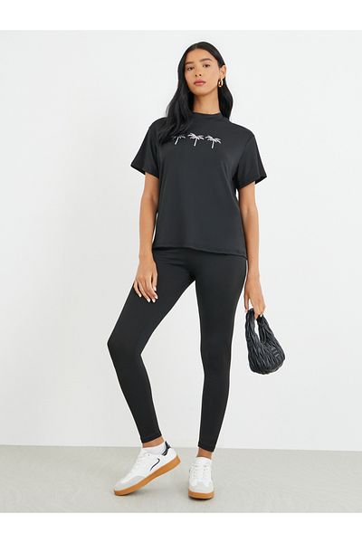 Styli Embroidered Round Neck T-Shirt and Leggings Co-Ords