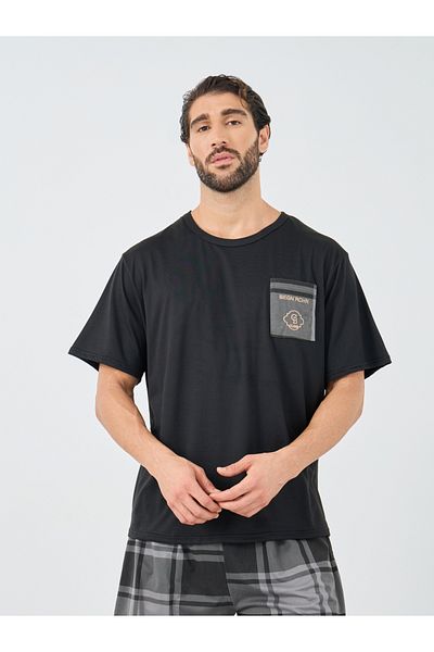 Styli Contrast Pocket Detail T-Shirt and Checked Shorts Set