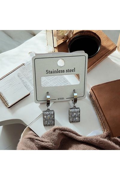 İNN JEWELLERY Steel Earrings Tarnish Resistant Antiallergic Baguette Figured (2 Years Importer Warranty)