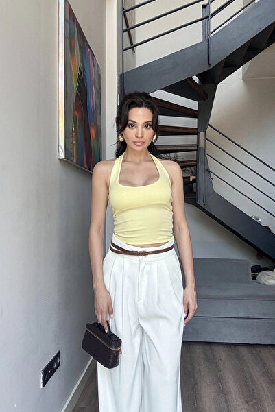 Eka Γυναικείο κίτρινο μπλουζάκι με λαιμόκοψη 0171