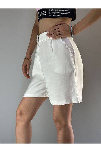 Gönülden Tasarım White Women's Shorts Size S