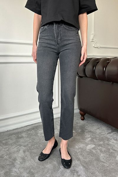 MAGARDE Smoked Boyfit Jeans - Cut Leg Model