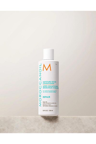 Moroccanoil Repairing and Moisture Balancing Hair Conditioner Conditioner 250 ml