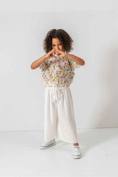 DFN Capri Pleated Trousers Scalloped/Embroidered Blouse/Shirt Gakım