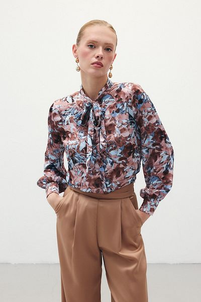 Sateen Patterned Scarf Collar Shirt - Brown