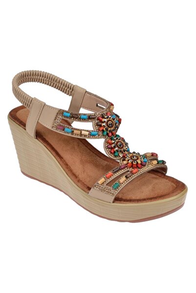 Guja Taşlı Dolgu Taban Kadın Sandalet GJ-155 BEJ