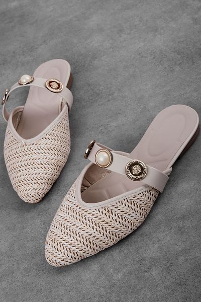 Lal Shoes & Bags Cling Women's Gold Buckle Straw Detailed Slippers-Cream