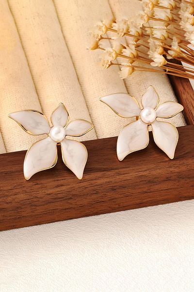 Glaren Mineli 5 Leaf Design Flower Women's Earrings