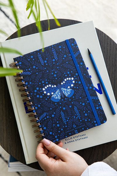PAPERORA A5 Spiral Hard Cover Elastic Plain - Unlined Notepad Butterfly