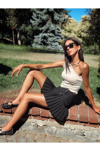NK Black Pleated Mini Shorts Skirt / Tennis Club