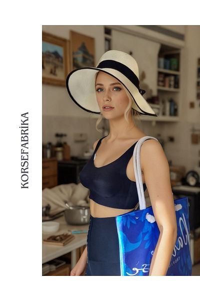 korsefabrika trend mood store Stylish and Functional Straw Beach and Casual Hat with Wide Brim Sun Visor