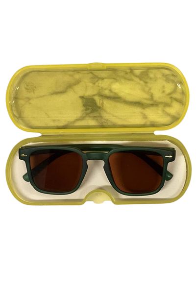 Fitzherbert Kids Sunglasses and Box Unisex