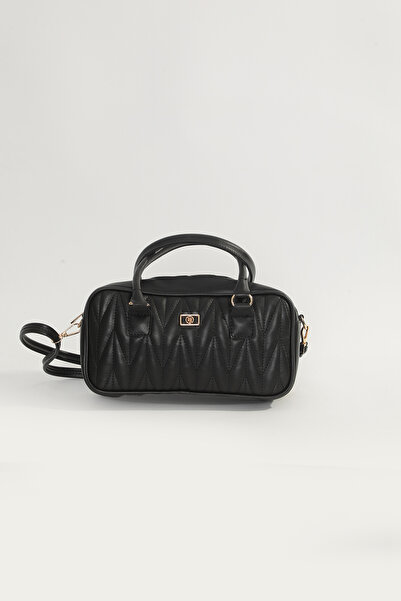 By-Kuss حقيبة برميل مبطنة باللون الأسود