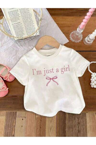 SVART WEAR تي شيرت أبيض للفتيات أنا مجرد فتاة تي شيرت مكتوب عليه فتاة