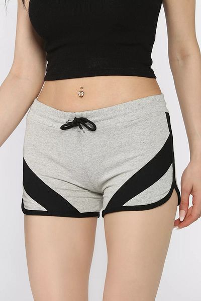 GÜLSELİ Gray Piping Women's Printed Mini Shorts