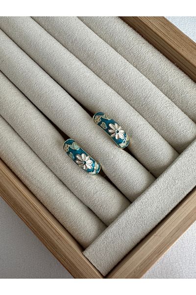 ringbox Flower Patterned Turquoise Enamel Hoop Earrings