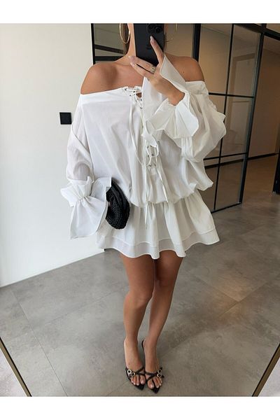 BB Bensu Buyruk MINI ROCHIE BALON ALBĂ FĂRĂ UMĂR