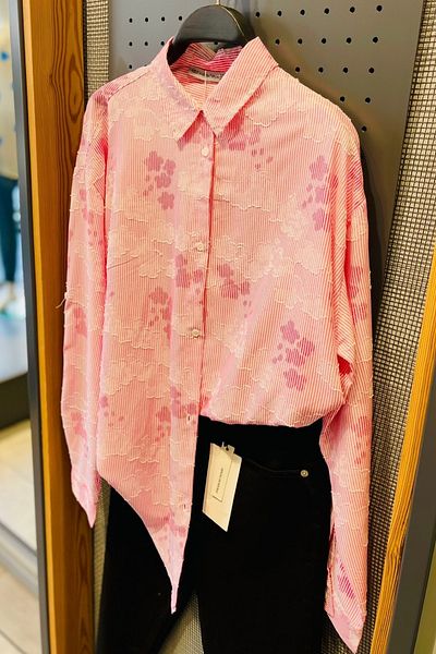 FEMELLE Women's Pink Embroidery Embroidered 100% Cotton Oversize Shirt (Choose 1 Size Small)