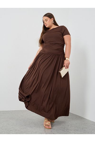 Styli Plus Size Short Sleeve Gathered Detail A-Line Maxi Dress