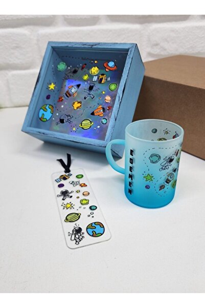 happy mountains İsme Özel Kişiye Özel Uzay Tasarımlı Ahşap Hazneli Kumbara Ça...