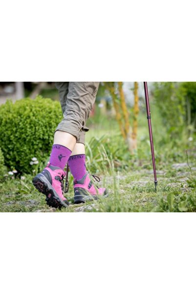 Try to Fly LIGHT HIKING SOCKS Fuchsia mountain hiking socks