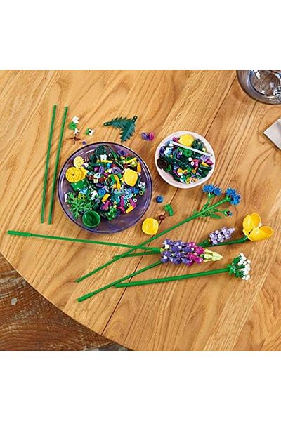 LEGO LEGO Icons Wildflower Bouquet 10313 Building Set