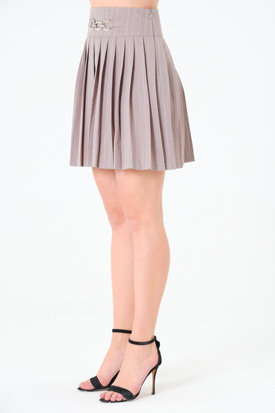 Sortie Collection Women's Gray Color Pleated, Buckle, Stripe Pattern, Hidden Zipper, Woven, Short Skirt