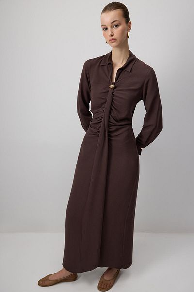 Touché Privé Brooch Detail Tight Dress