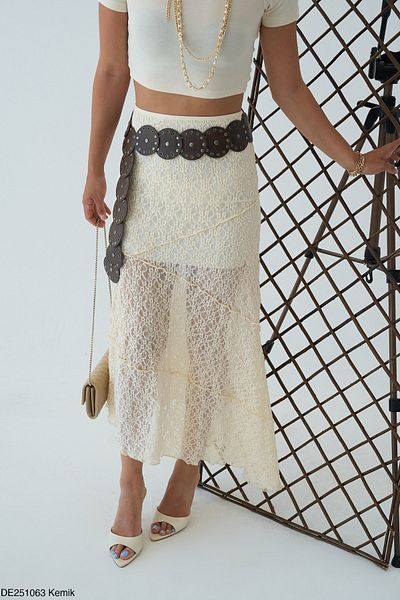 Pina Lace Maxi Skirt
