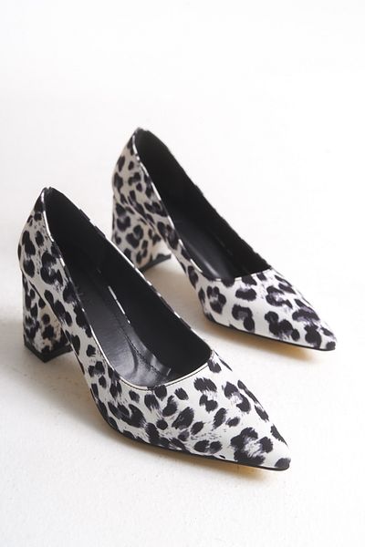 Nexs Women's White Leopard Patterned Closed Back Heeled Shoes