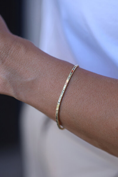 Yenigün Kuyumculuk 14 Ayar Altın Kalemli Çizgili Bileklik