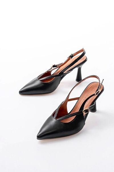 Budi 4962 Black Pointed Toe Buckle Round Heel Women's Sandals