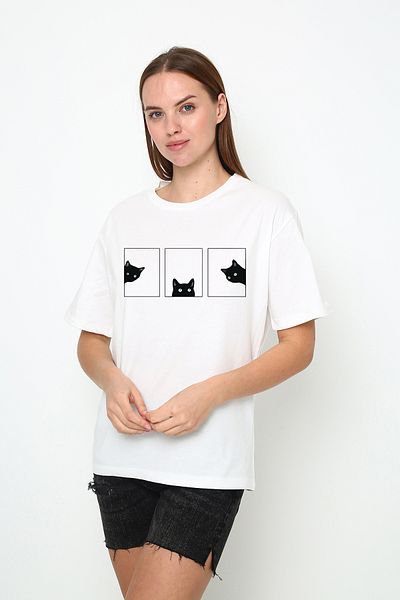 VOICTEC Women's Oversize Cat Printed Crew Neck T-Shirt